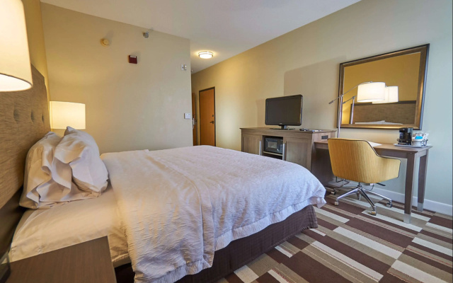 photo 5 of Hampton Inn Uniontown