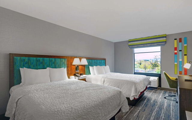 photo 3 of Hampton Inn Utica