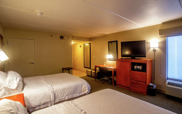 photo 4 of Hampton Inn Wheeling