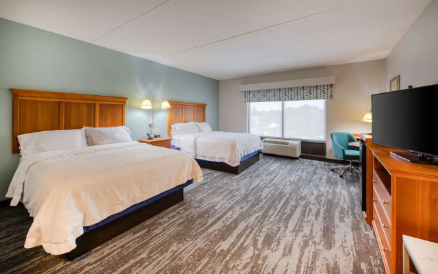 photo 4 of Hampton Inn Wilmington - University Area/Smith Creek Station
