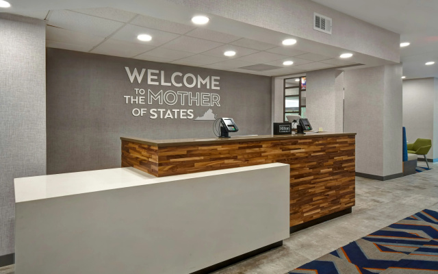 photo 2 of Hampton Inn Potomac Mills/Woodbridge