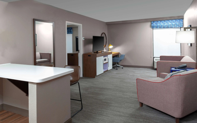photo 4 of Hampton Inn Woodbridge