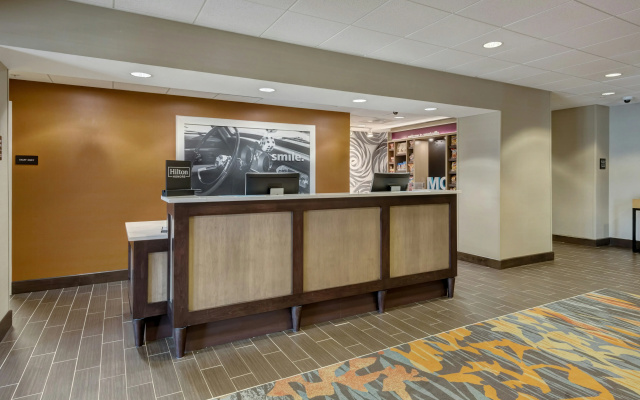 photo 2 of Hampton Inn St. Louis Wentzville