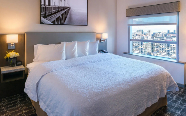 photo 4 of Hampton Inn San Francisco Downtown/Convention Center