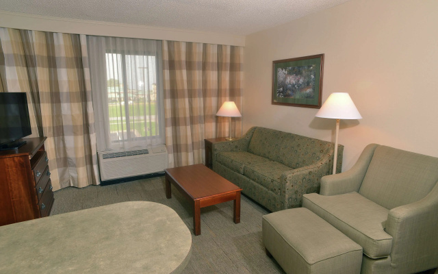 photo 5 of Hampton Inn & Suites Springfield, MO