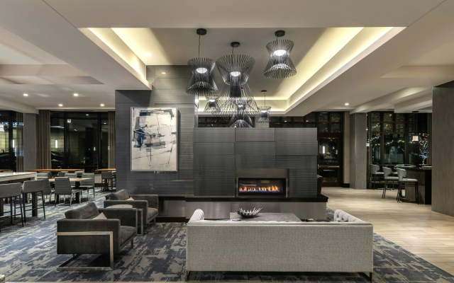 photo 2 of Hampton Inn & Suites Portsmouth Downtown
