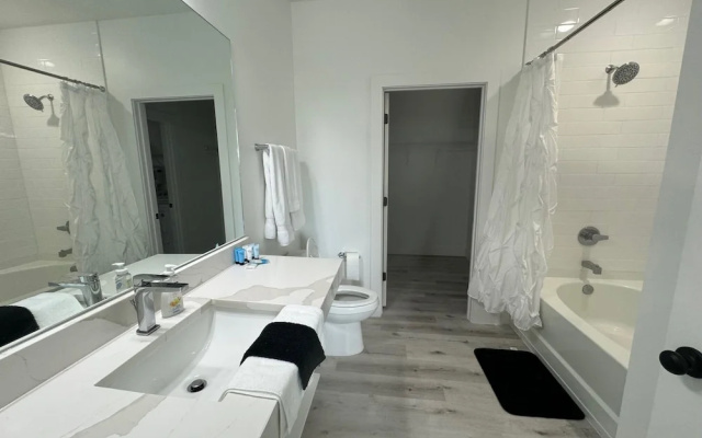 photo 4 of Handsboro Pointe Condo & Suites