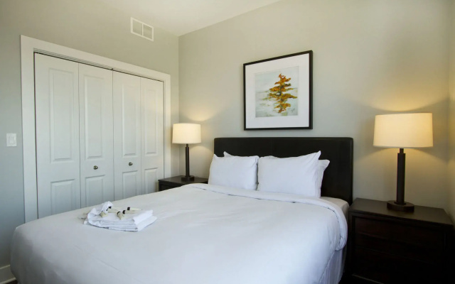 photo 4 of Handsome 2BR in West Loop by Sonder