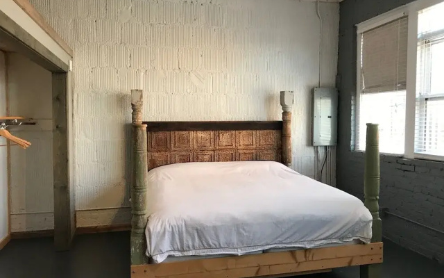 photo 5 of Handsome Chic Loft