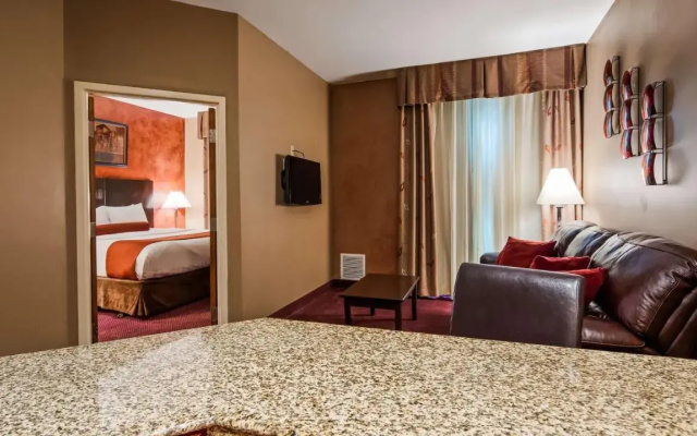 photo 3 of Best Western Plus Hannaford Inn & Suites