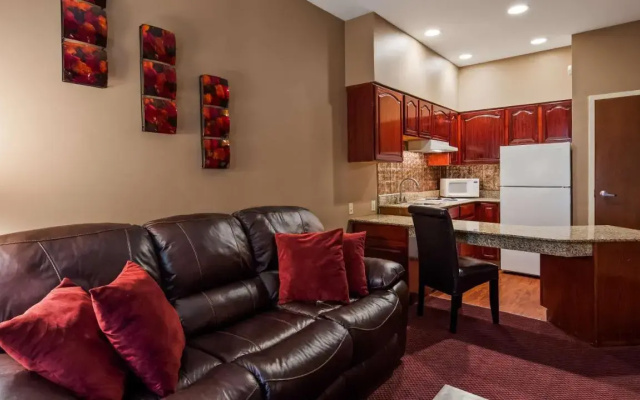 photo 4 of Best Western Plus Hannaford Inn & Suites