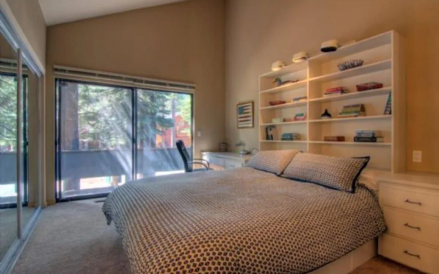 photo 4 of Hansel House