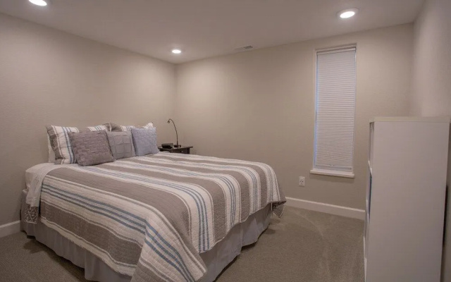 photo 5 of Happy Hideaway 4 Bedroom Home by RedAwning