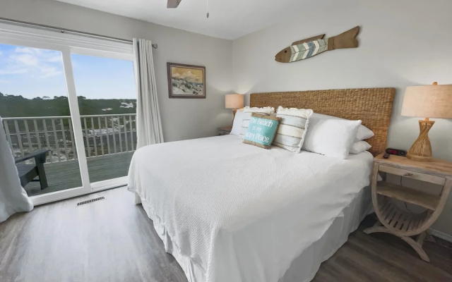 photo 5 of Happy Oasis 2 Bedroom Condo by RedAwning