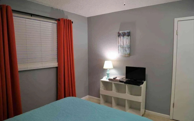 photo 5 of Harbor House B17 2 Bedrooms 2 Bathrooms Condo