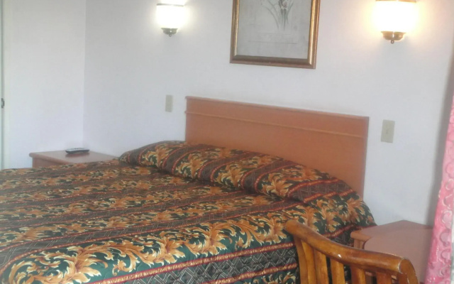 photo 5 of Harbor Inn