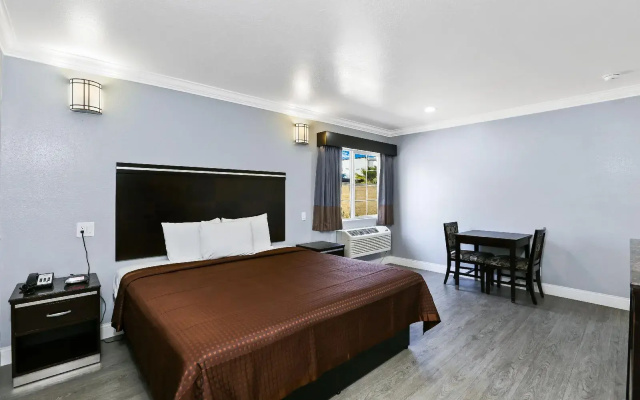 photo 3 of 3rd Avenue Inn