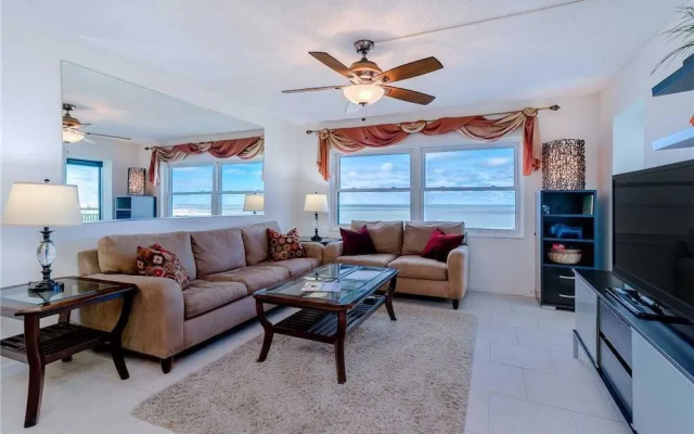 photo 2 of Harbor Light Towers 803 - Two Bedroom Condo