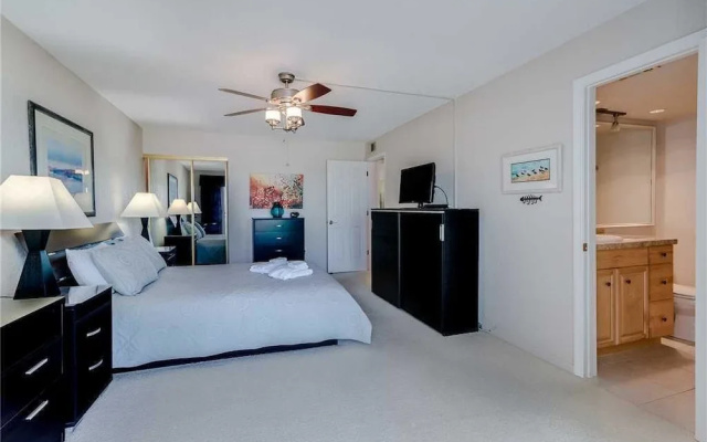 photo 5 of Harbor Light Towers 803 - Two Bedroom Condo