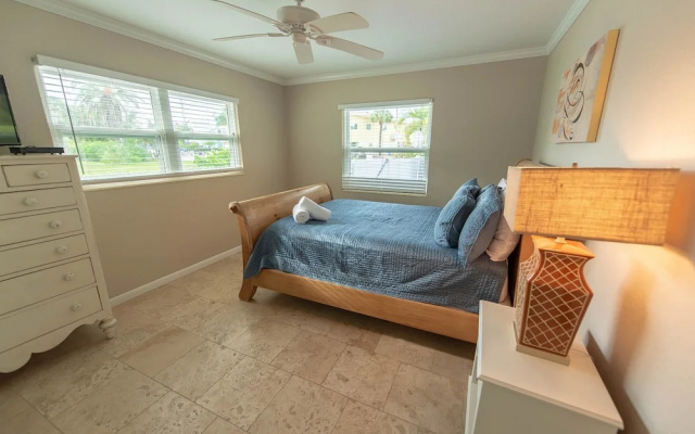 photo 5 of Harbor Side Apartment 5
