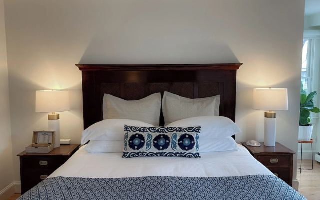 photo 5 of Harborside Inn