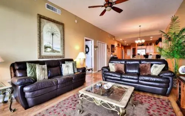 photo 2 of Harborview Grande 701