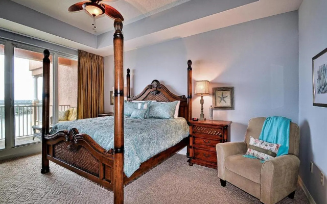 photo 4 of Harborview Grande 800 Luxury 8th Floor Condo with Stunning Harbor Views 23067