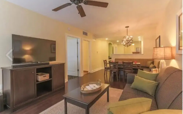 photo 4 of Harbour Club Condos