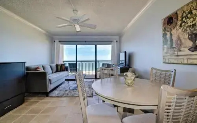 photo 4 of Harbour Light Towers 1603 2 Br condo by RedAwning