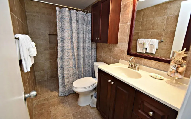 photo 5 of Harbour Place 207 2 Bedroom Condo