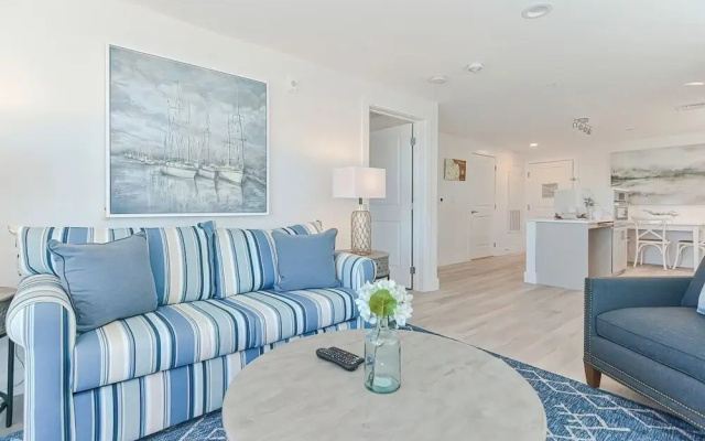 photo 4 of Harbourtown Suites