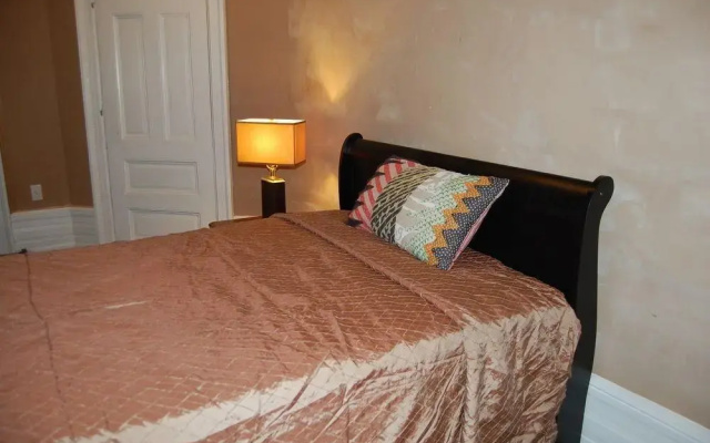 photo 4 of Harlem Bed and Breakfast