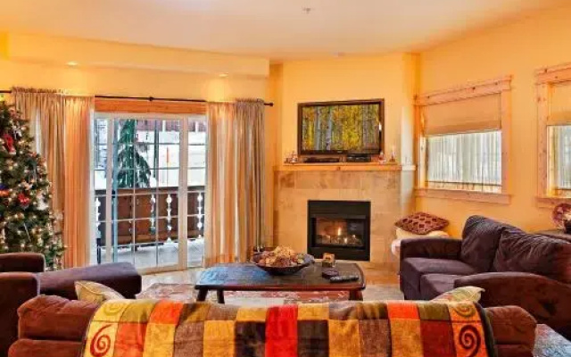 photo 5 of Harlin Haus at Cascade Crest Condos