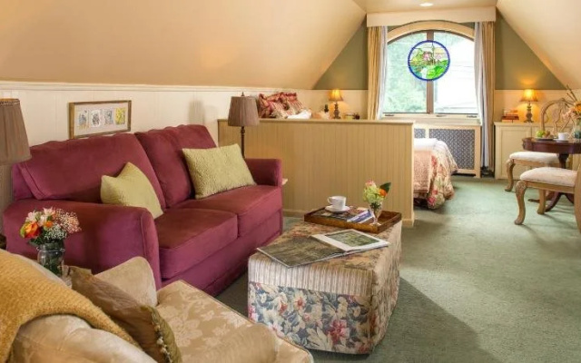 photo 4 of Hartzell House Bed and Breakfast