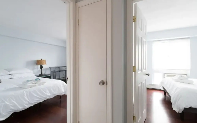 photo 5 of Harvard Square Apartments by Next Star