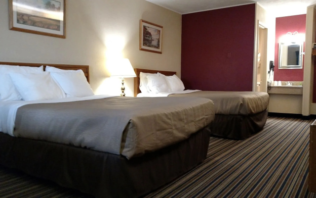 photo 3 of Harvest Drive Family Inn
