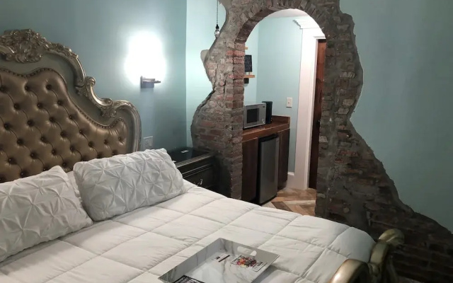photo 3 of Haunted Hotel New Orleans