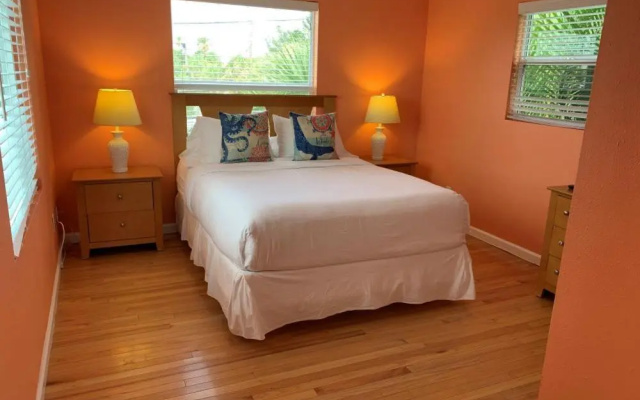 photo 4 of Havana Inn