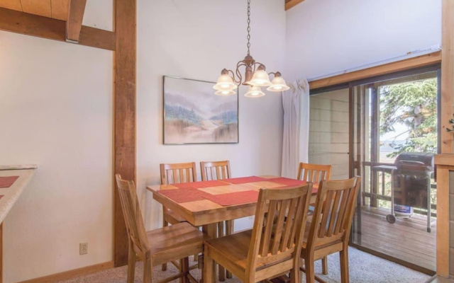 photo 3 of Hawk's Eye by Avantstay Cozy Condo w/ Views & Access to Northstar Resort Community