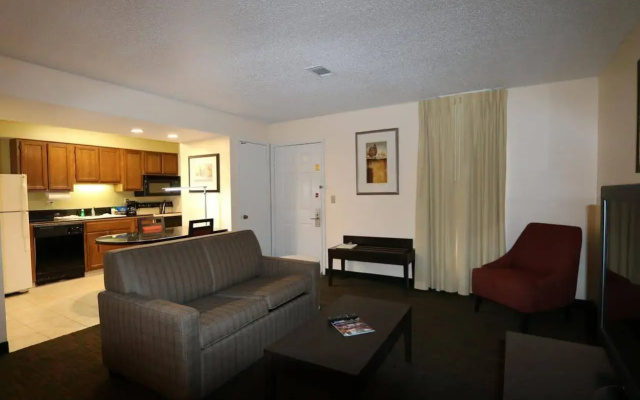 photo 3 of FairBridge Inn & Suites - Akron Copley Township - West