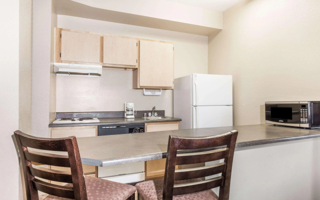 photo 3 of Hawthorn Suites by Wyndham Chandler/Phoenix Area