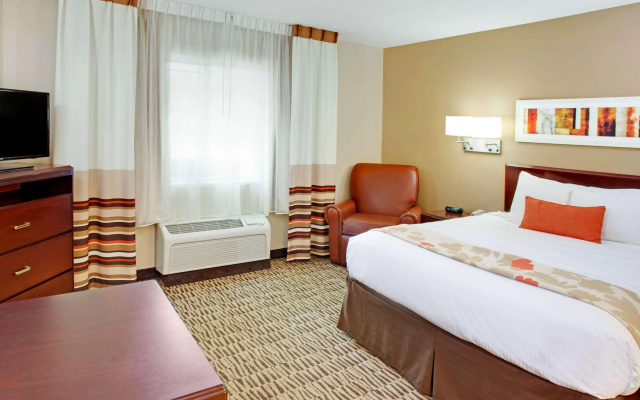 photo 5 of MainStay Suites Detroit Auburn Hills