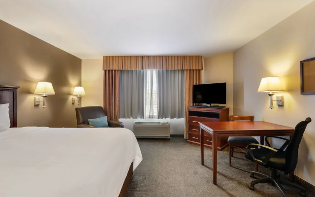 photo 2 of Hawthorn Suites by Wyndham Madison Fitchburg