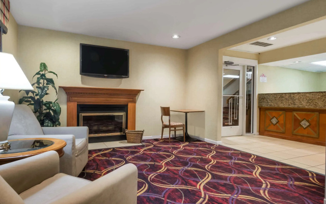 photo 4 of Hawthorn Suites by Wyndham Miamisburg/Dayton Mall South