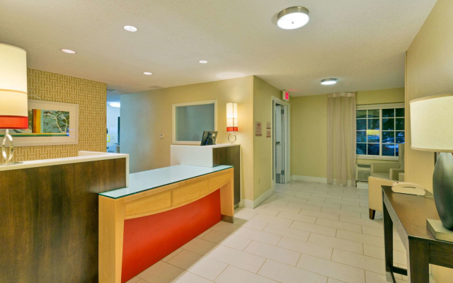 photo 2 of MainStay Suites Orlando Altamonte Springs