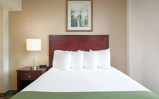 photo 5 of Hawthorn Extended Stay by Wyndham Richardson