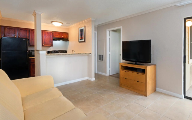 photo 2 of Hawthorn Suites by Wyndham San Antonio NE
