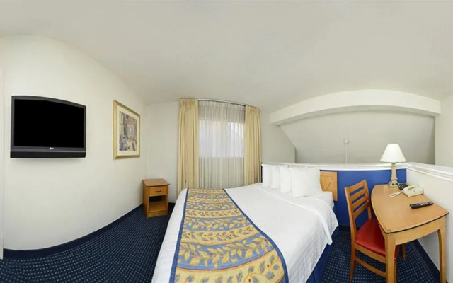 photo 4 of Edge Studio Apartments
