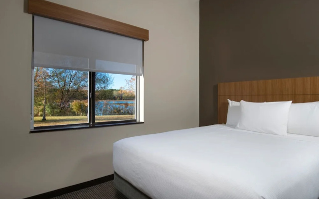 photo 2 of Hawthorn Suites by Wyndham Savannah Airport