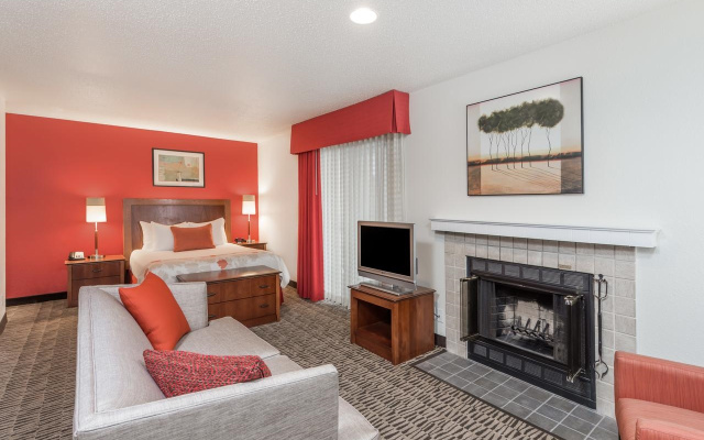 photo 5 of Hawthorn Suites By Wyndham St. Louis Westport Pla